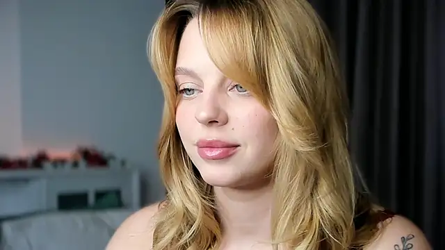 LilyFlamee online show from 01/06/26, 11:47