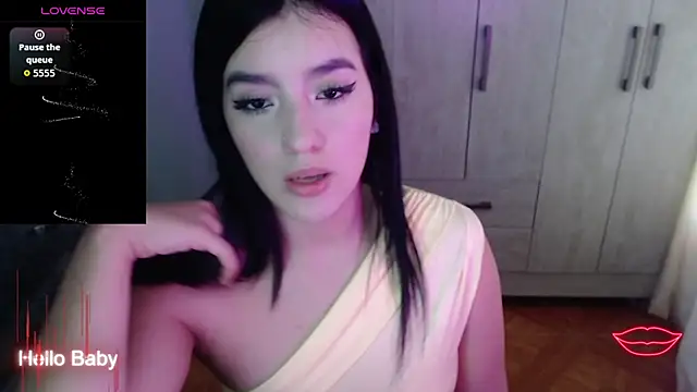 Velvet 28 online show from 11/27/25, 01:46