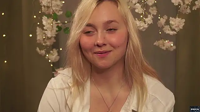 Snapshot of AccaCroyle chatting on 11/03/25, 07:37 AccaCroyle online show from 11/03/25, 07:37