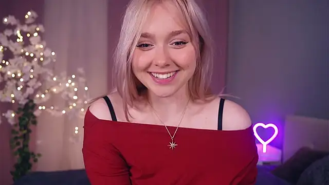 Snapshot of AccaCroyle chatting on 02/10/26, 07:29 AccaCroyle online show from 02/10/26, 07:29