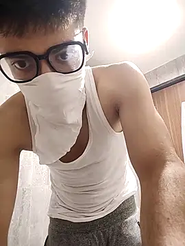 mrmasseur06 online show from 04/11/26, 07:40