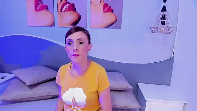 Nicol 89  online show from 02/21/26, 11:44