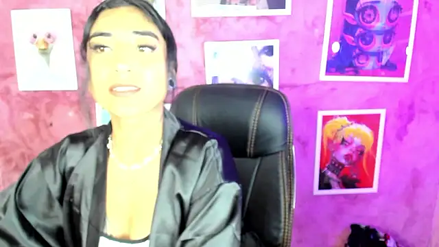 Emma and Issac online show from 02/21/26, 08:54