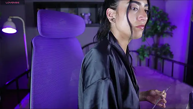 Emma and Issac online show from 02/28/26, 09:05