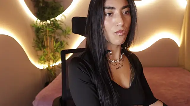 Emma and Issac online show from 03/30/26, 08:43