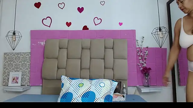 Snapshot of Damary_Leon chatting on 12/01/25, 06:57 Damary Leon online show from 12/01/25, 06:57