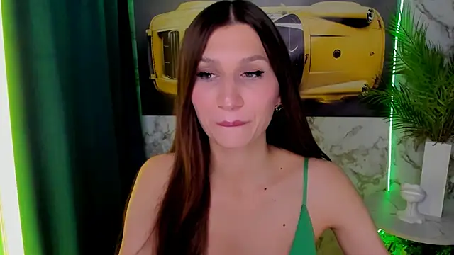 Snapshot of Mollyinyourmind chatting on 02/27/26, 07:14 Mollyinyourmind online show from 02/27/26, 07:14