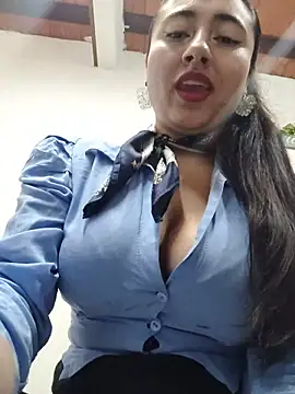 AMATISTA  16 online show from 10/15/25, 12:38