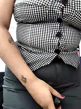 AMATISTA  16 online show from 04/09/26, 12:32