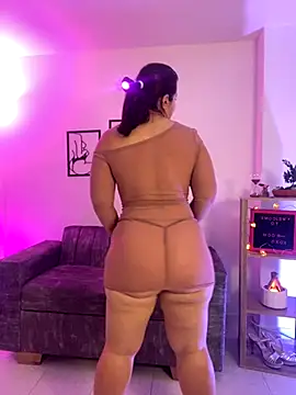 leiablack online show from 11/19/25, 12:05