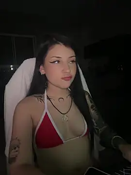 Privad ravenna online show from 04/07/26, 04:02