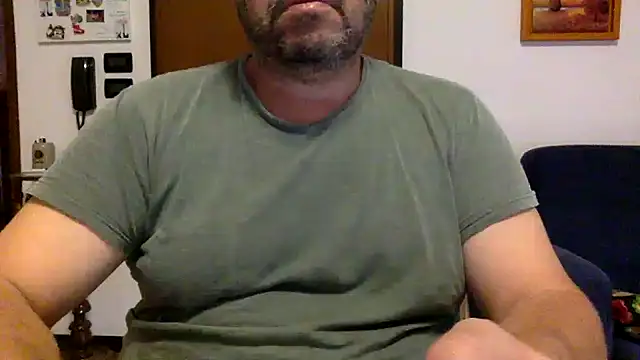 Snapshot of steve669_hot chatting on 09/08/25, 04:50 steve669 hot online show from 09/08/25, 04:50