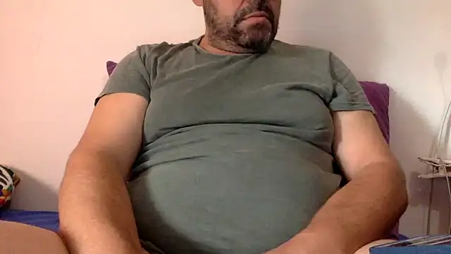 Snapshot of steve669_hot chatting on 09/14/25, 06:45 steve669 hot online show from 09/14/25, 06:45