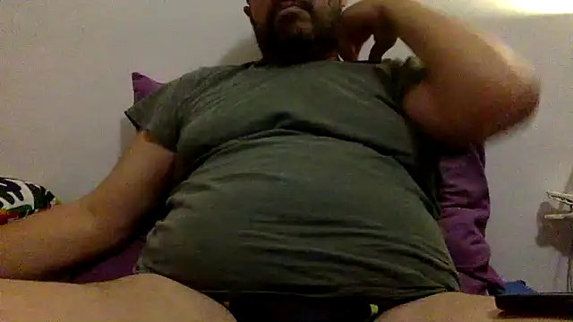 Snapshot of steve669_hot chatting on 09/18/25, 09:17 steve669 hot online show from 09/18/25, 09:17