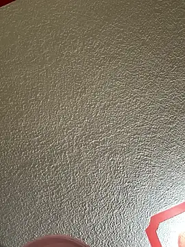 laure torres online show from 09/15/25, 10:54