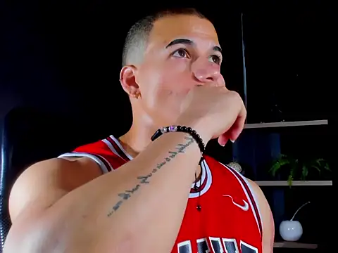 rocoo santos online show from 03/16/26, 06:12