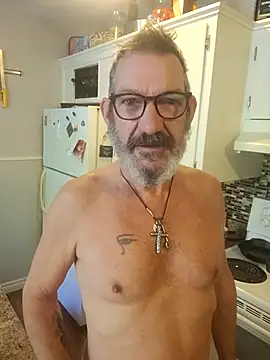 FoxnMouse online show from 10/12/25, 06:07