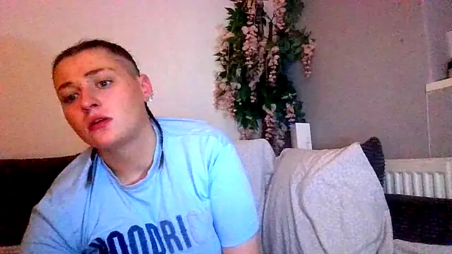 MARRIED-MAN-FETISH online show from 12/20/25, 07:32