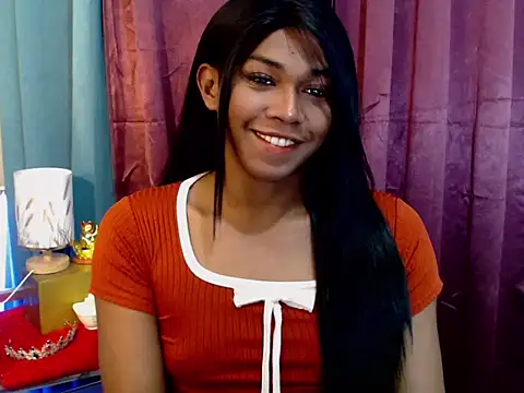 Snapshot of Milagrosa_xx chatting on 04/26/26, 04:37 Milagrosa xx online show from 04/26/26, 04:37