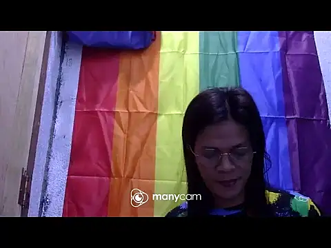 Snapshot of juicycum069 chatting on 11/25/25, 11:27 juicycum069 online show from 11/25/25, 11:27