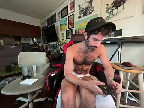 Pupscritch online show from 05/15/26, 04:47
