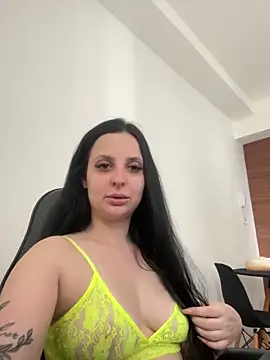 Snapshot of yumi-hot chatting on 02/24/26, 12:03 yumi-hot online show from 02/24/26, 12:03