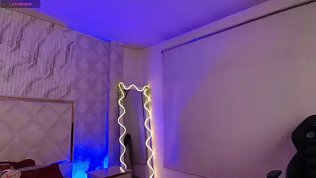 Naomy tay1 online show from 01/10/26, 02:24