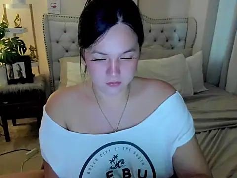 SweetHoney369 online show from 06/21/26, 07:22