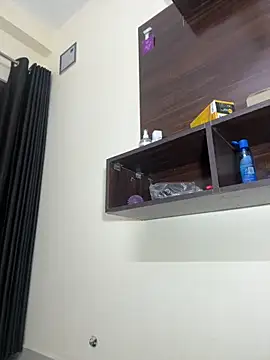 modelnishu online show from 02/11/26, 01:21