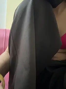 modelnishu online show from 04/12/26, 01:05