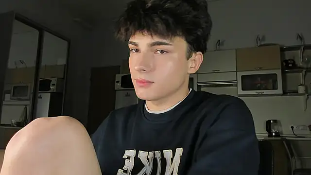 mystic evan online show from 10/10/25, 05:23