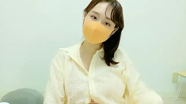 Snapshot of RenaFcup chatting on 04/23/26, 12:29 RenaFcup online show from 04/23/26, 12:29