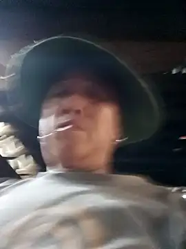 Snapshot of Mamapm20 chatting on 09/11/25, 08:03 Mamapm20 online show from 09/11/25, 08:03