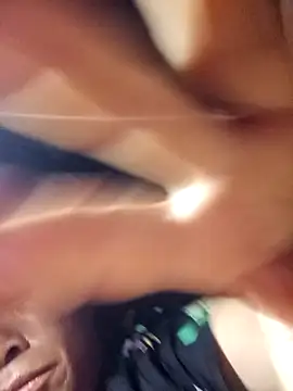 Snapshot of Mamapm20 chatting on 09/15/25, 09:26 Mamapm20 online show from 09/15/25, 09:26