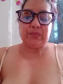 Snapshot of ladytropical1 chatting on 03/22/26, 08:23 ladytropical1 online show from 03/22/26, 08:23