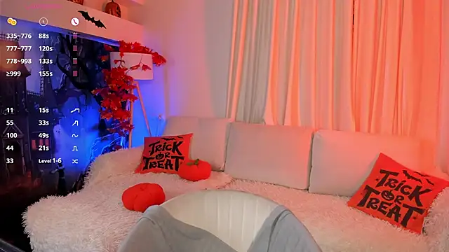 LilLisa online show from 10/26/25, 04:02