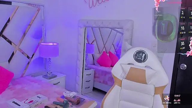 Snapshot of megann__up chatting on 09/14/25, 07:46 megann  up online show from 09/14/25, 07:46