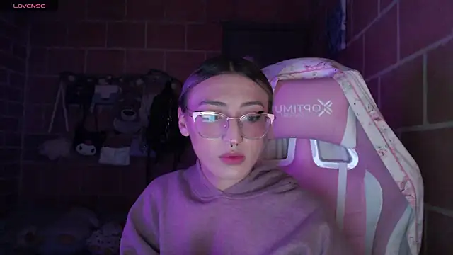 Andrea camilaaa online show from 07/14/26, 06:07