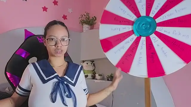 Snapshot of CandelaCool_ chatting on 10/26/25, 01:28 CandelaCool online show from 10/26/25, 01:28