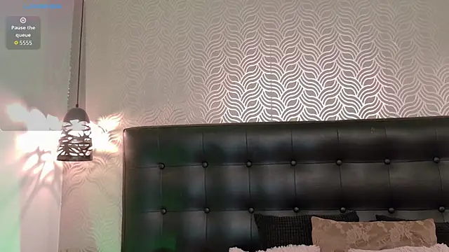 Sharonevanss  online show from 04/13/26, 08:25