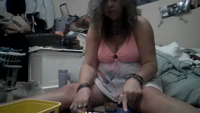 TWiSTYTheTwizted online show from 06/17/26, 08:54