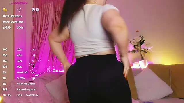 Miss Mila  online show from 04/30/26, 06:36