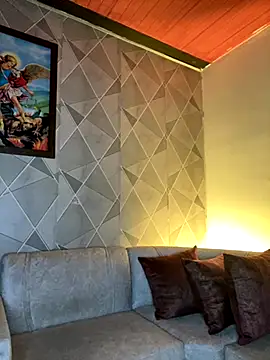 Alisse taylor2 online show from 11/18/25, 11:36