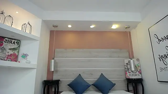 AlexandraCambell online show from 10/29/25, 11:56