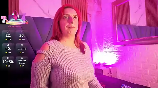 Snapshot of angel__red_ chatting on 11/09/25, 11:14 angel red online show from 11/09/25, 11:14