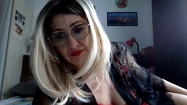 TianaQLove online show from 11/24/25, 02:17