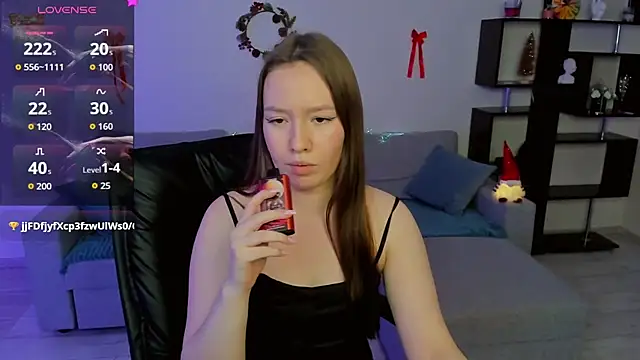 DaniCutie online show from 12/16/25, 11:37