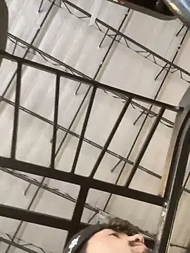 theone3121 online show from 02/12/26, 10:49