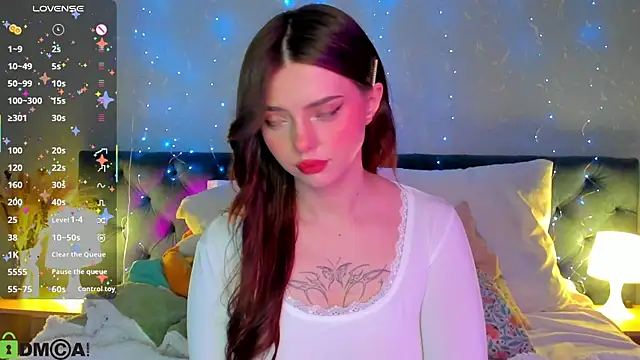 Snapshot of _xna_ chatting on 10/17/25, 12:47 xna online show from 10/17/25, 12:47