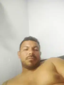 Snapshot of dominicxxx011 chatting on 10/01/25, 04:07 dominicxxx011 online show from 10/01/25, 04:07